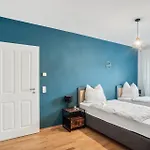 Grosse Traumwohnung Mit Garten - Ideal Fuer Gruppen Und Laengere Aufenthalte Appartement