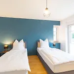 Grosse Traumwohnung Mit Garten - Ideal Fuer Gruppen Und Laengere Aufenthalte Appartement *