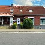 Grosse Traumwohnung Mit Garten - Ideal Fuer Gruppen Und Laengere Aufenthalte *