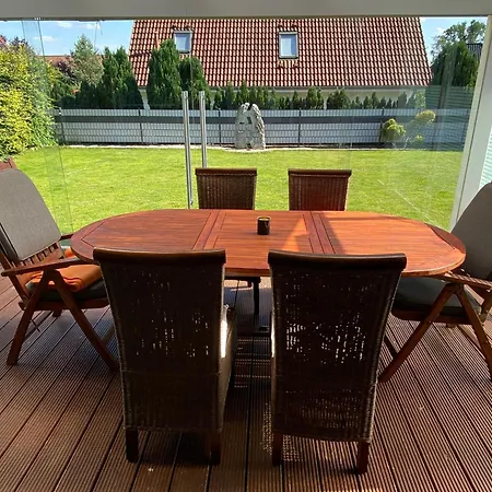 Grosse Traumwohnung Mit Garten - Ideal Fuer Gruppen Reppenstedt