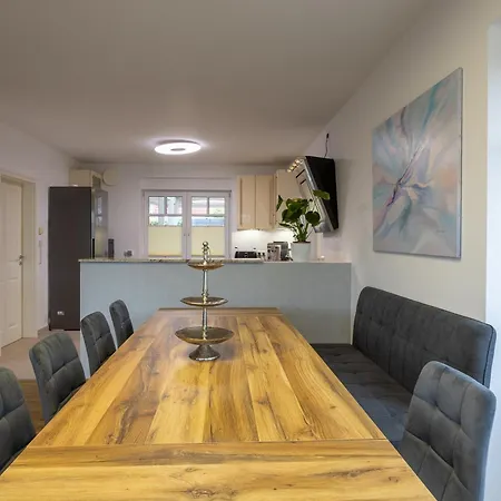 Apartamento Grosse Traumwohnung Mit Garten - Ideal Fuer Gruppen *