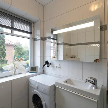 Grosse Traumwohnung Mit Garten Apartment *