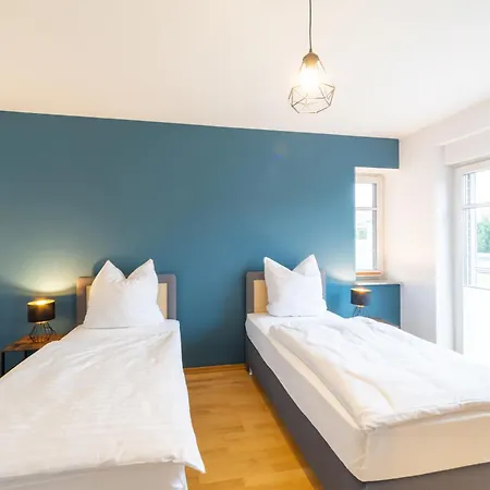 Grosse Traumwohnung Mit Garten Apartment *