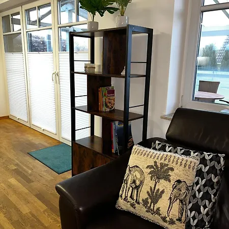 Grosse Traumwohnung Mit Garten