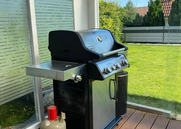 Апартаменты Grosse Traumwohnung Mit Garten *