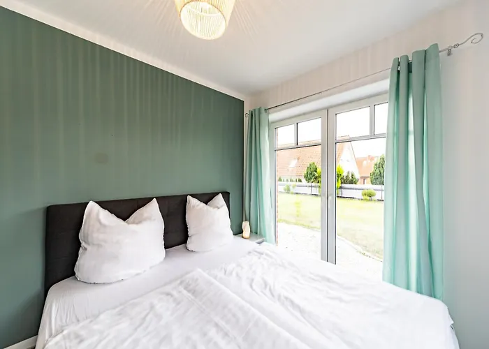 Grosse Traumwohnung Mit Garten Апартаменты