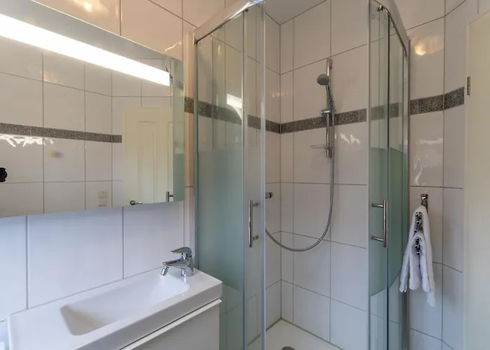 Grosse Traumwohnung Mit Garten Апартаменты Reppenstedt